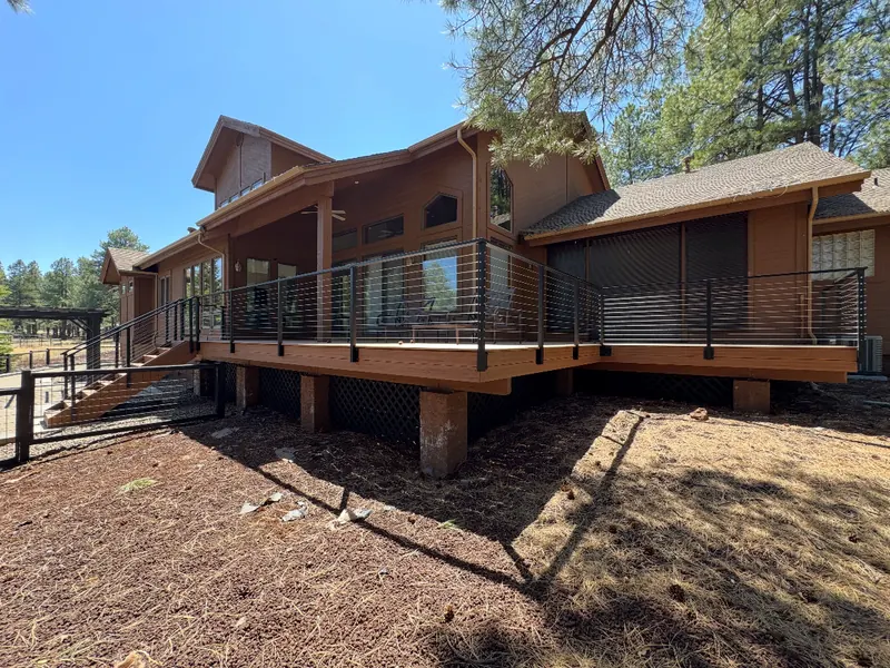 Wraparound deck with cable railing